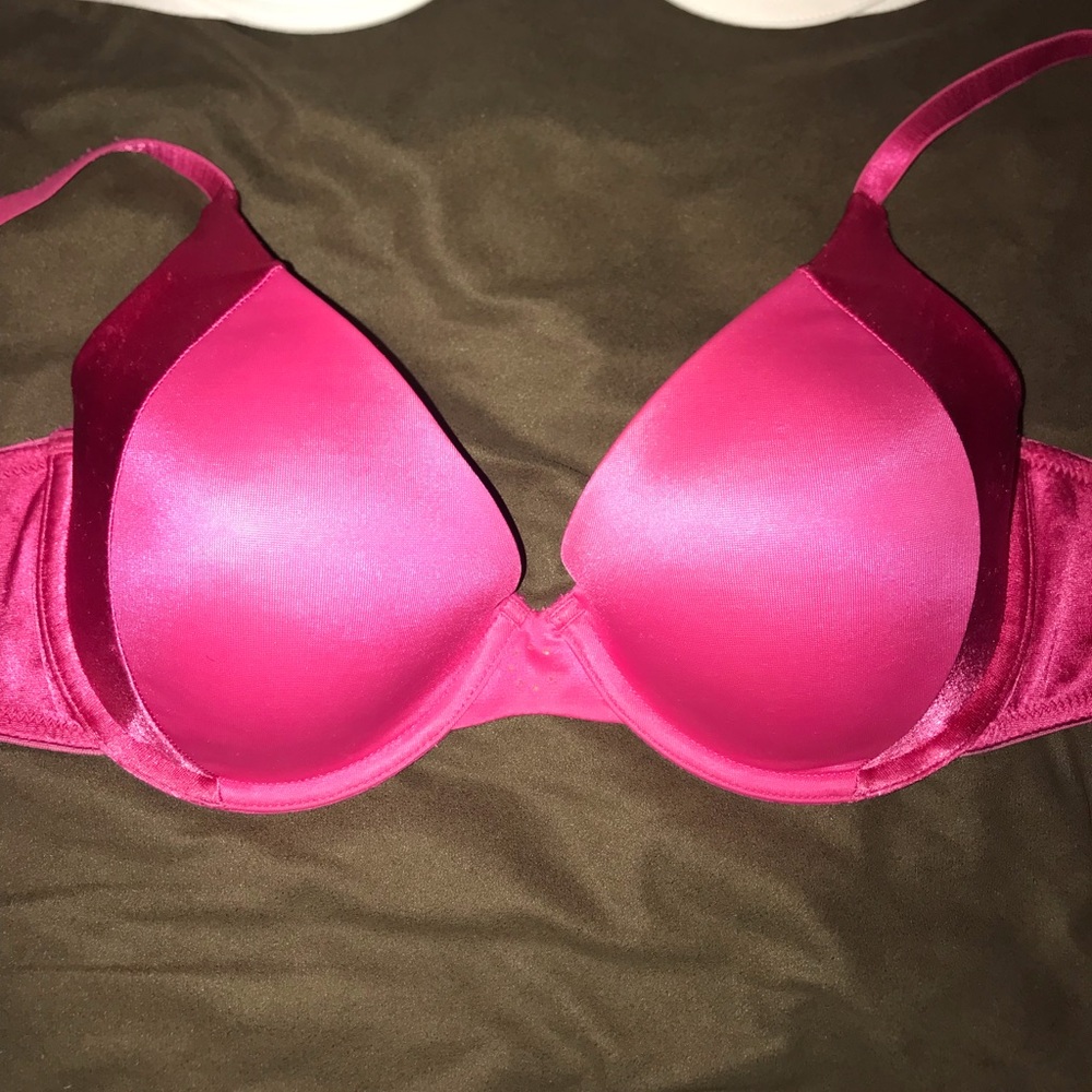 bras - Picture 2 of 4